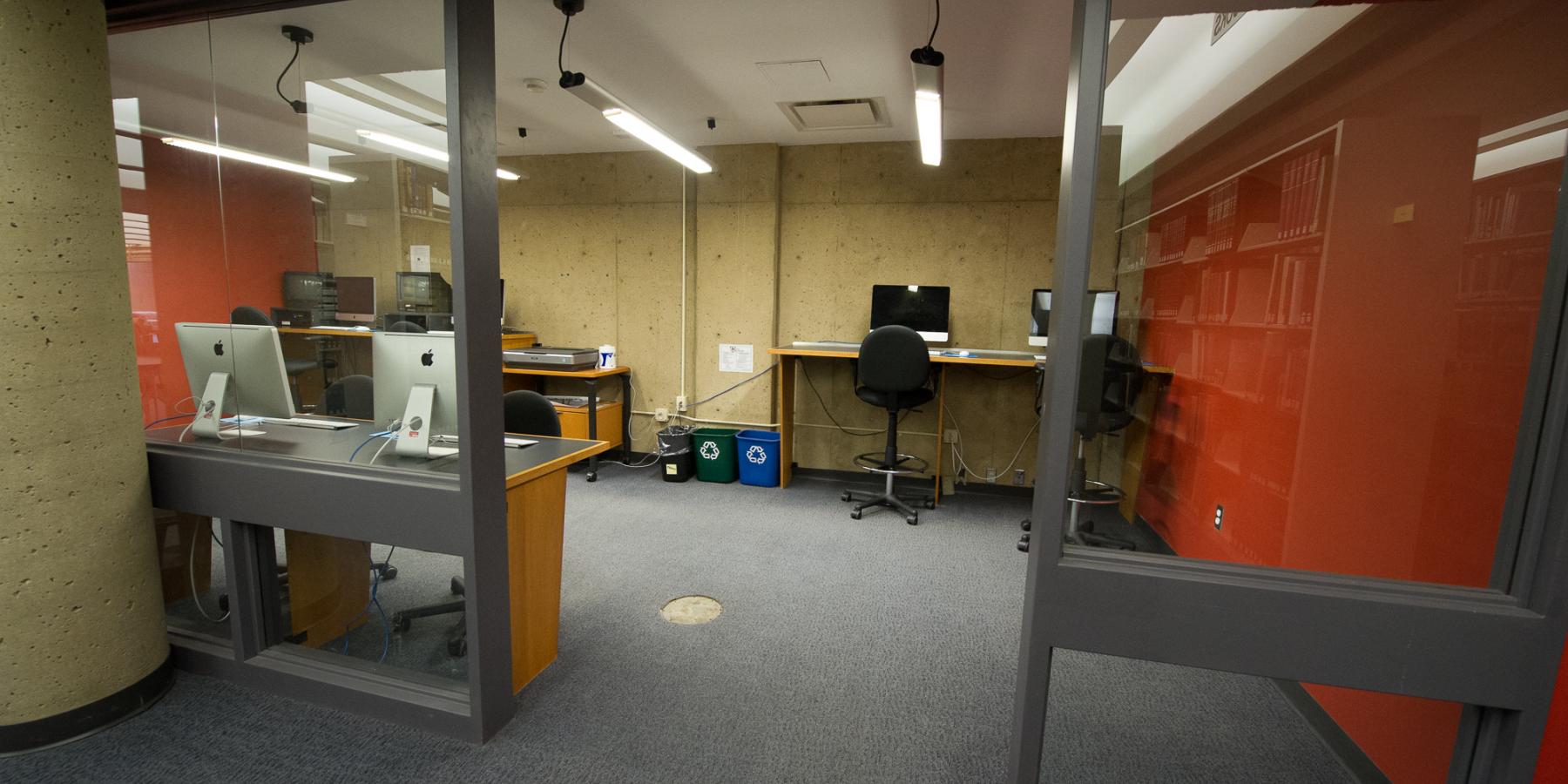 ODY 4A - Microform Readers/Printers