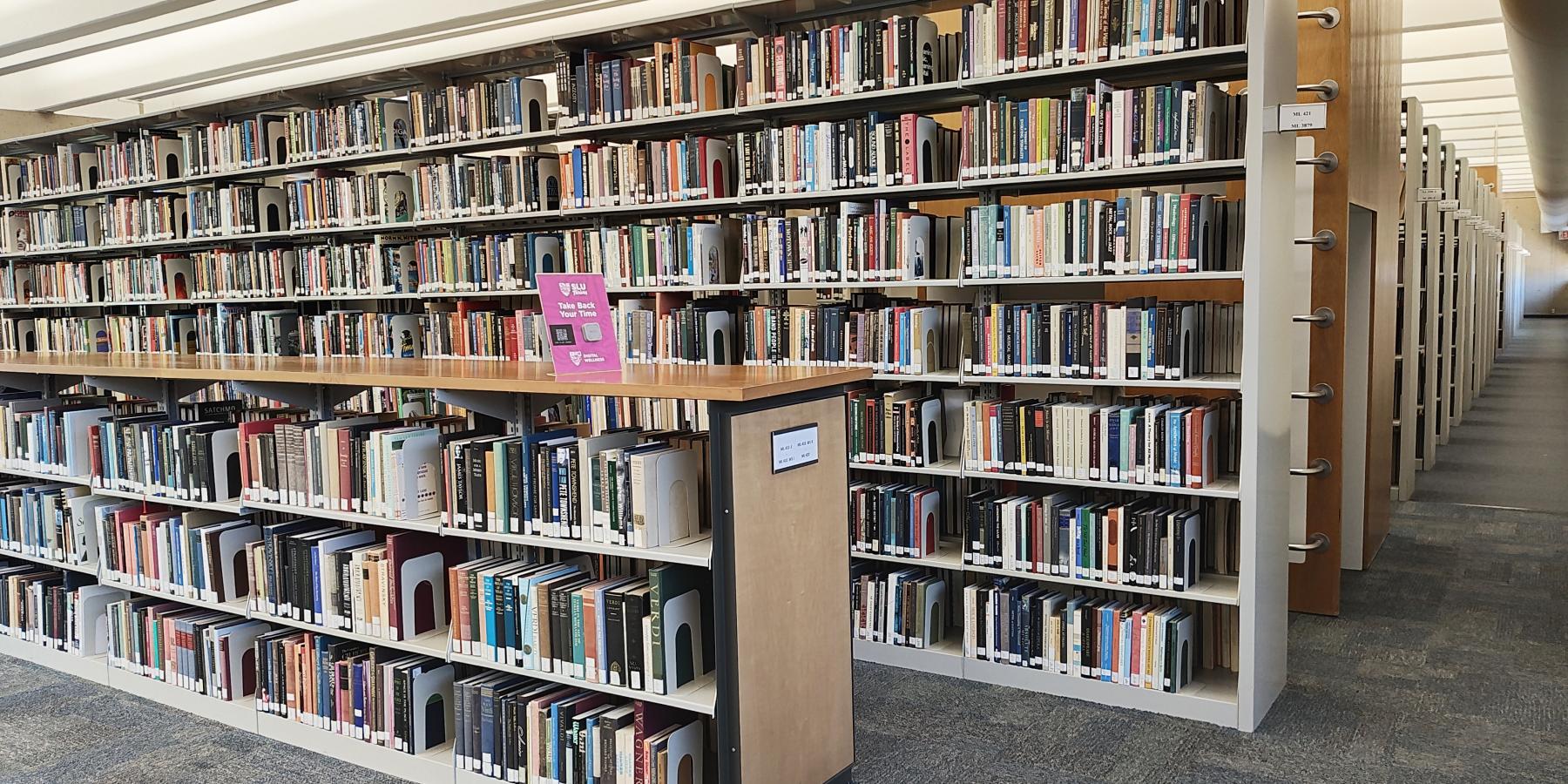 Book Collection ML-P