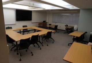 Madill 211 Seminar Room / Science Writing Center