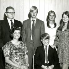 Portrait of the Mayhew family.