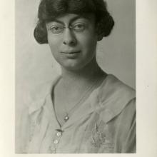 Gladys Gray, SLU 1919.